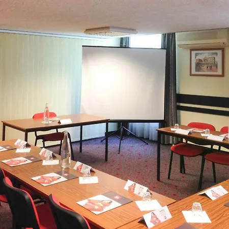 Otel Ibis Beaulieu 3*