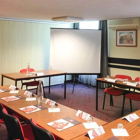 Hotel Ibis Beaulieu 3*